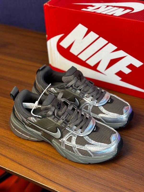 Nike v2k نایک ویتوکی
