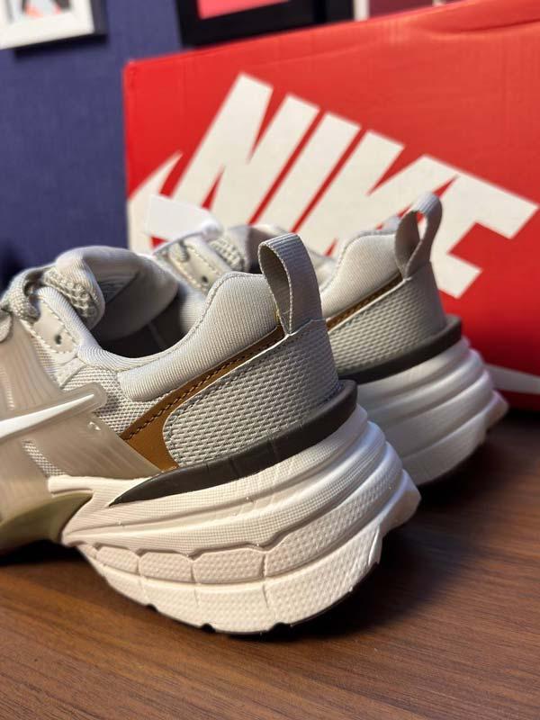 Nike v2k نایک ویتوکی