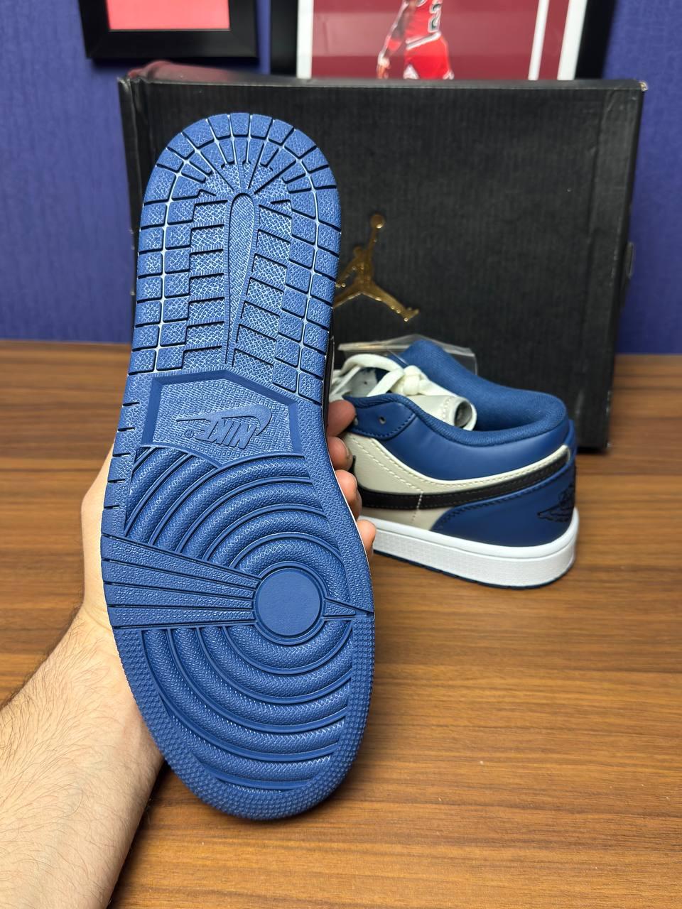 Nike air jordan 1 نایک جردن 1