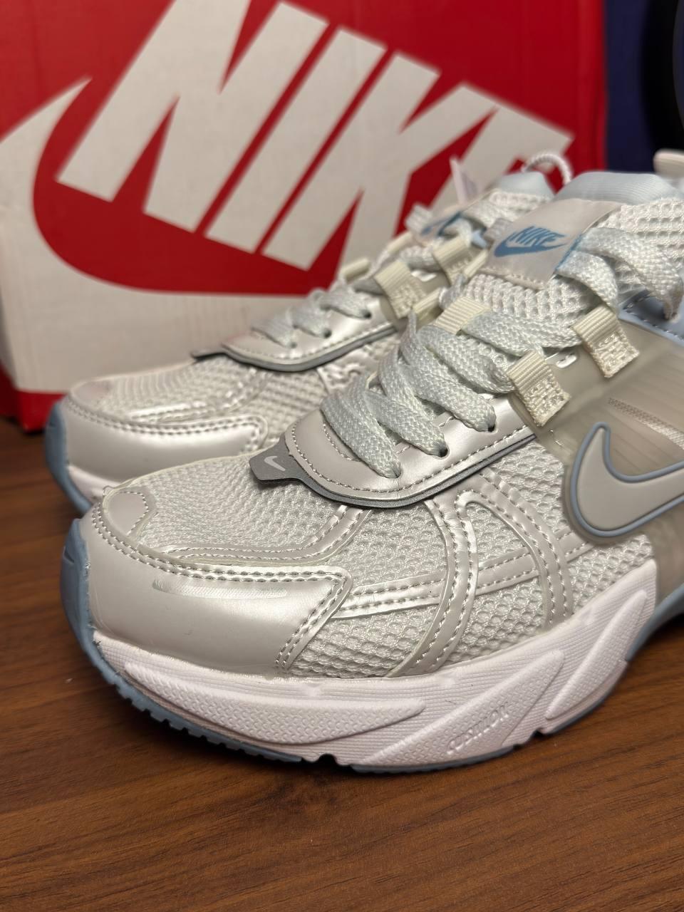 Nike v2k نایک ویتوکی