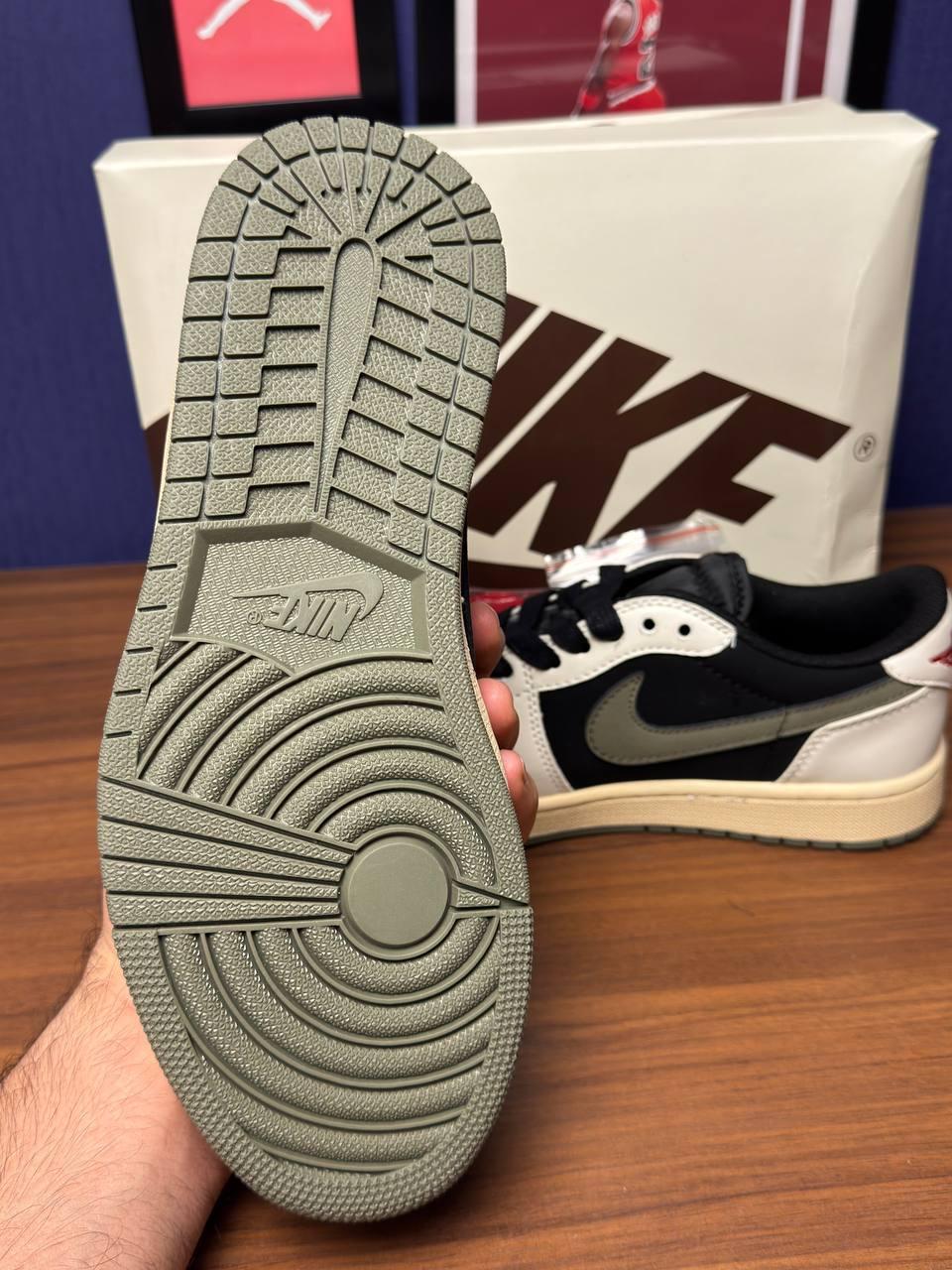 Nike jordan travis scott نایک جردن ترویس اسکات