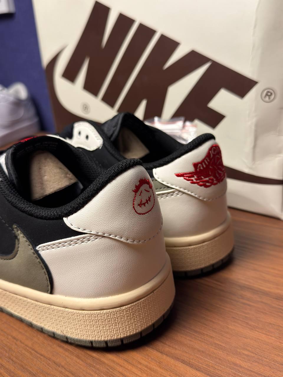 Nike jordan travis scott نایک جردن ترویس اسکات