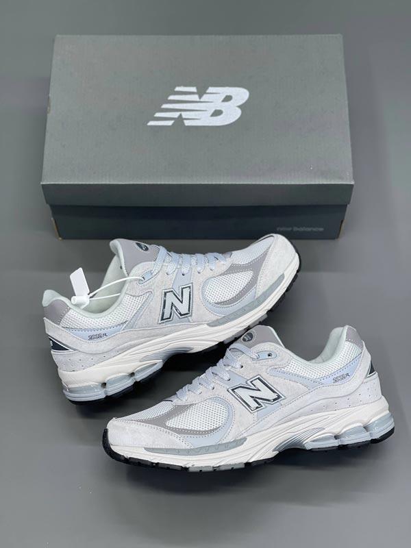 Newbalance 2002r نیوبالانس 2002