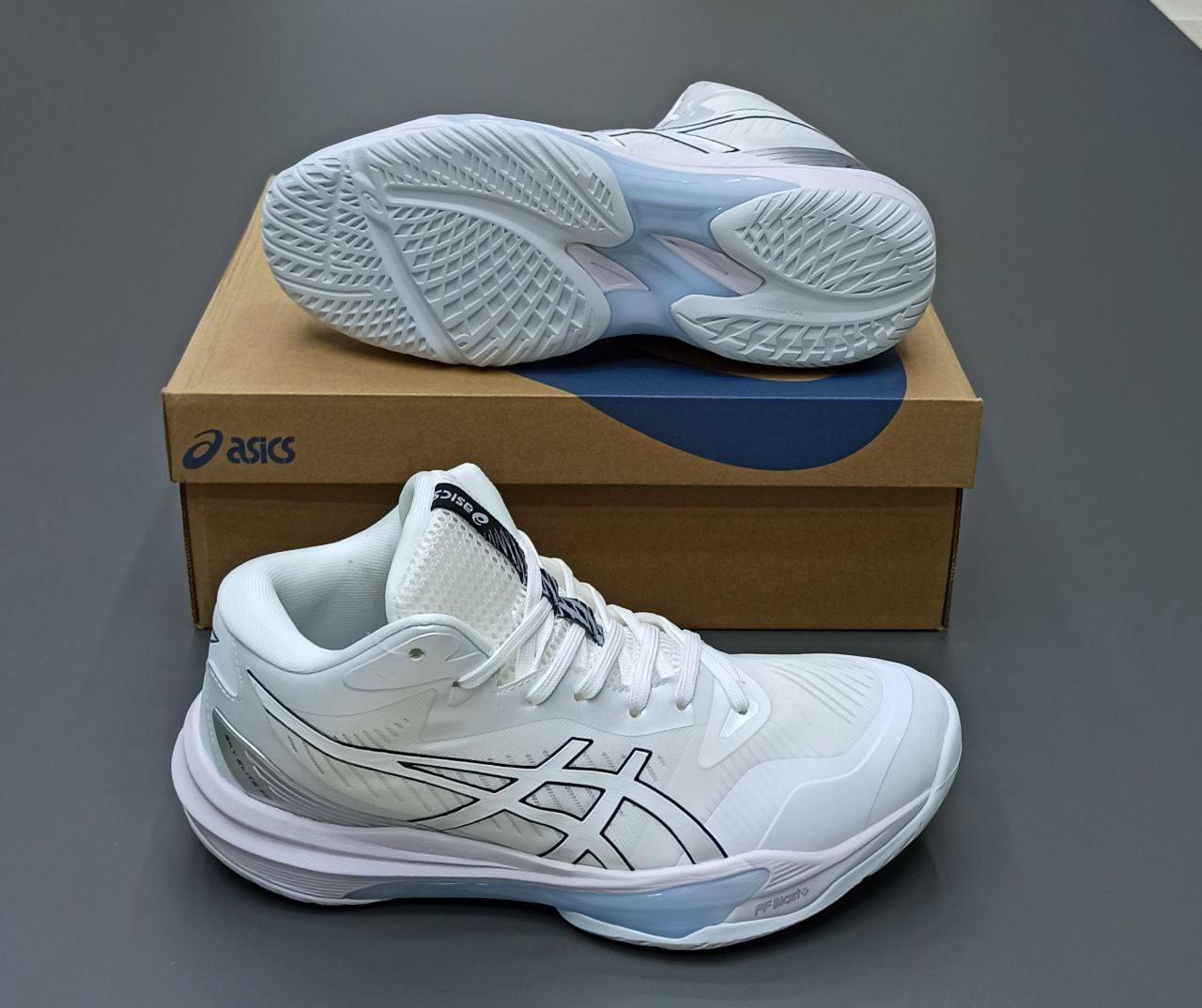 Asics آسیکس