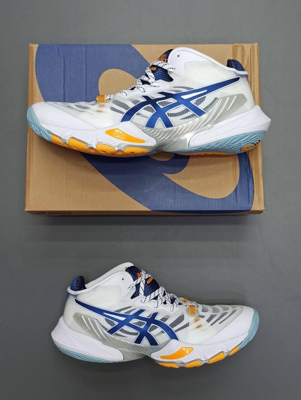 Asics آسیکس