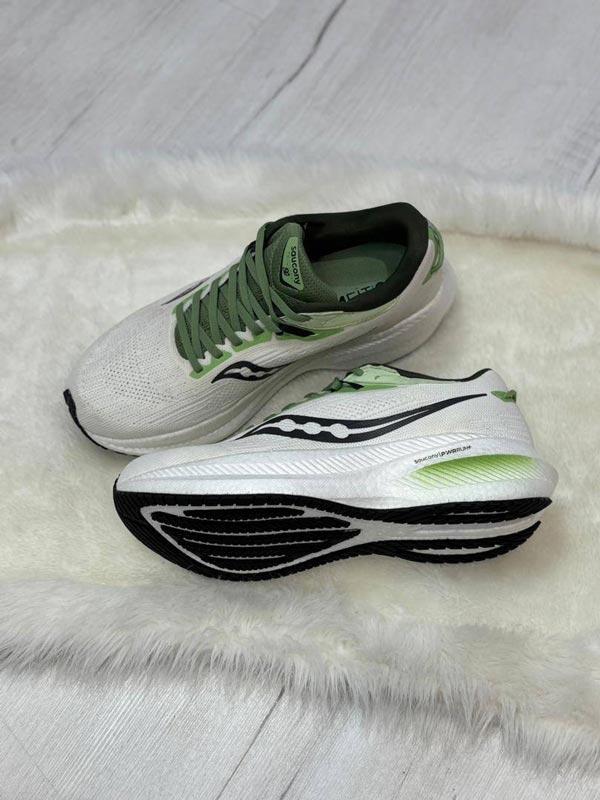 Saucony