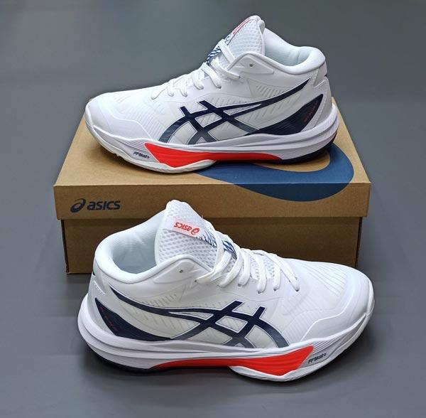 Asics آسیکس