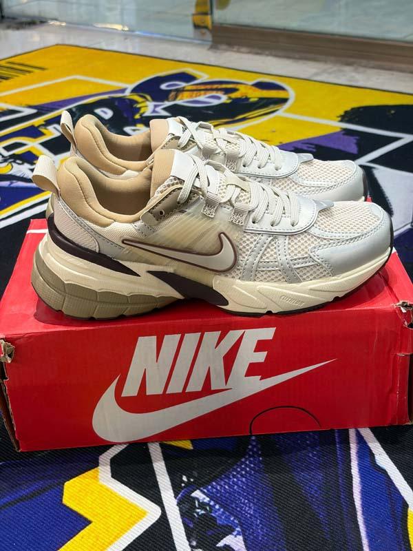 Nike v2k نایک ویتوکی