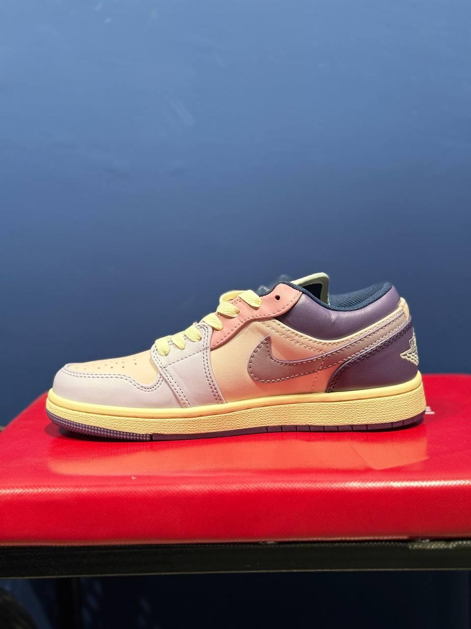Nike air jordan 1 نایک جردن 1 بنفش