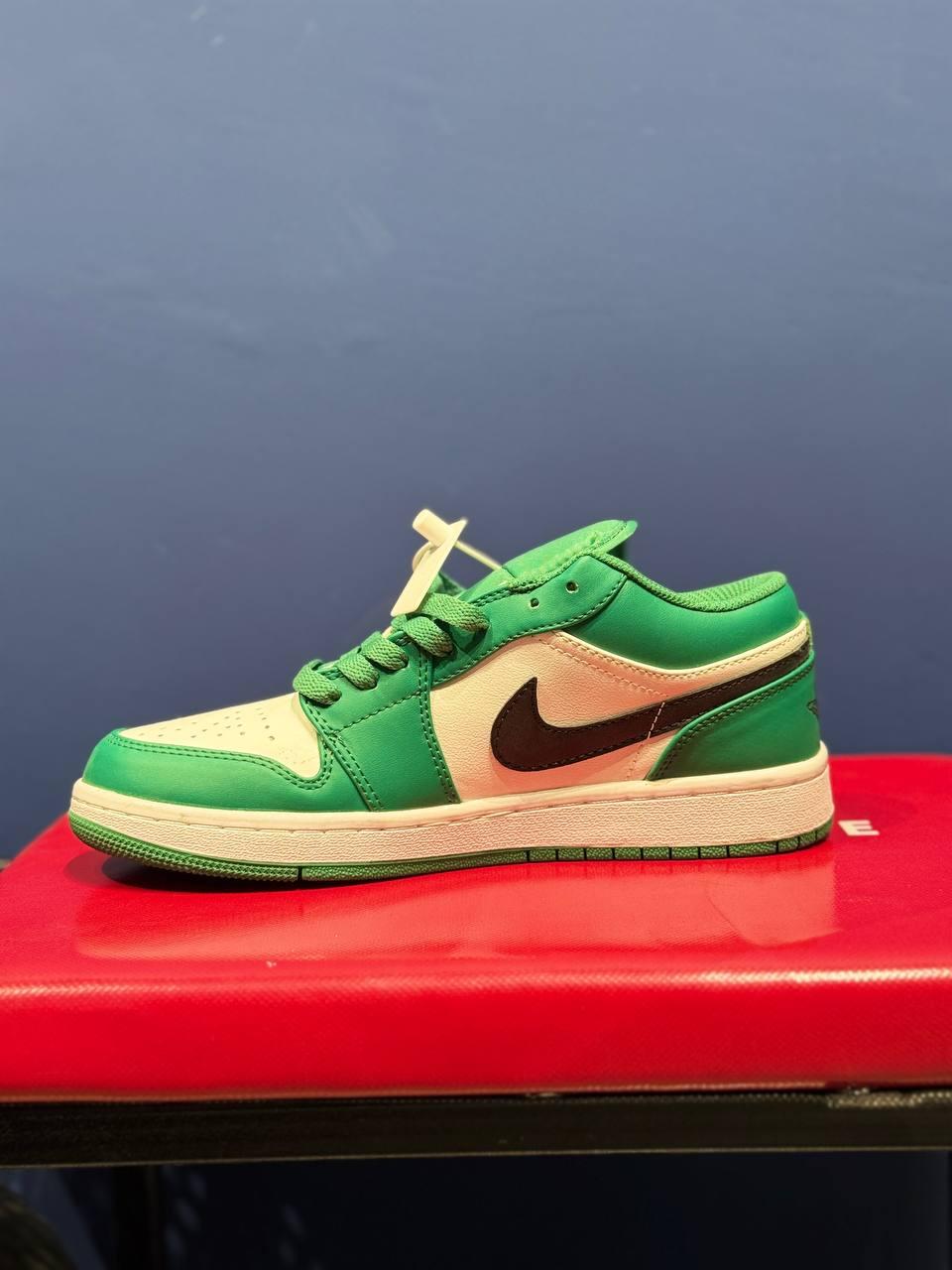 Nike air jordan 1 نایک جردن 1 سبز
