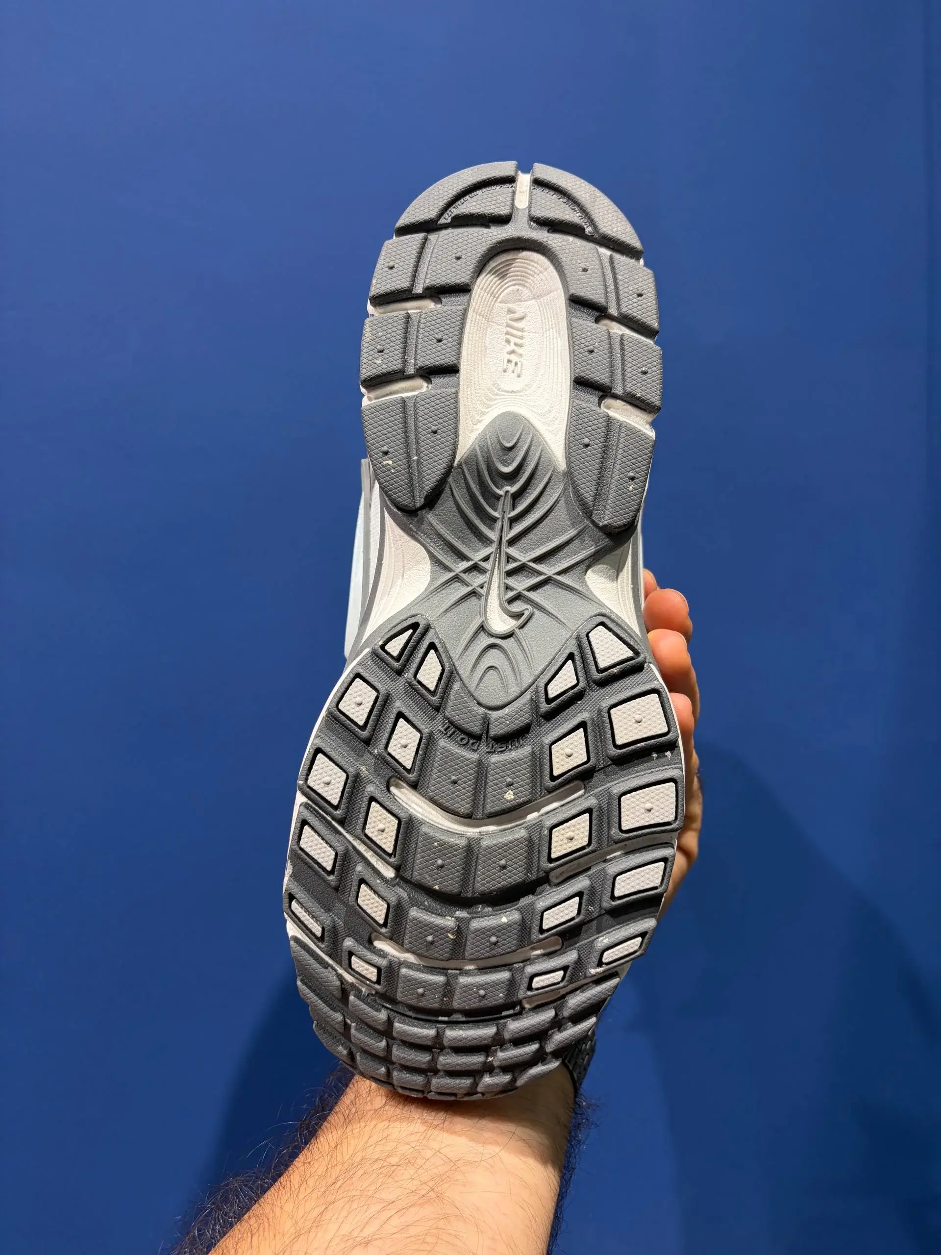 Nike v5 نایک وی فایو