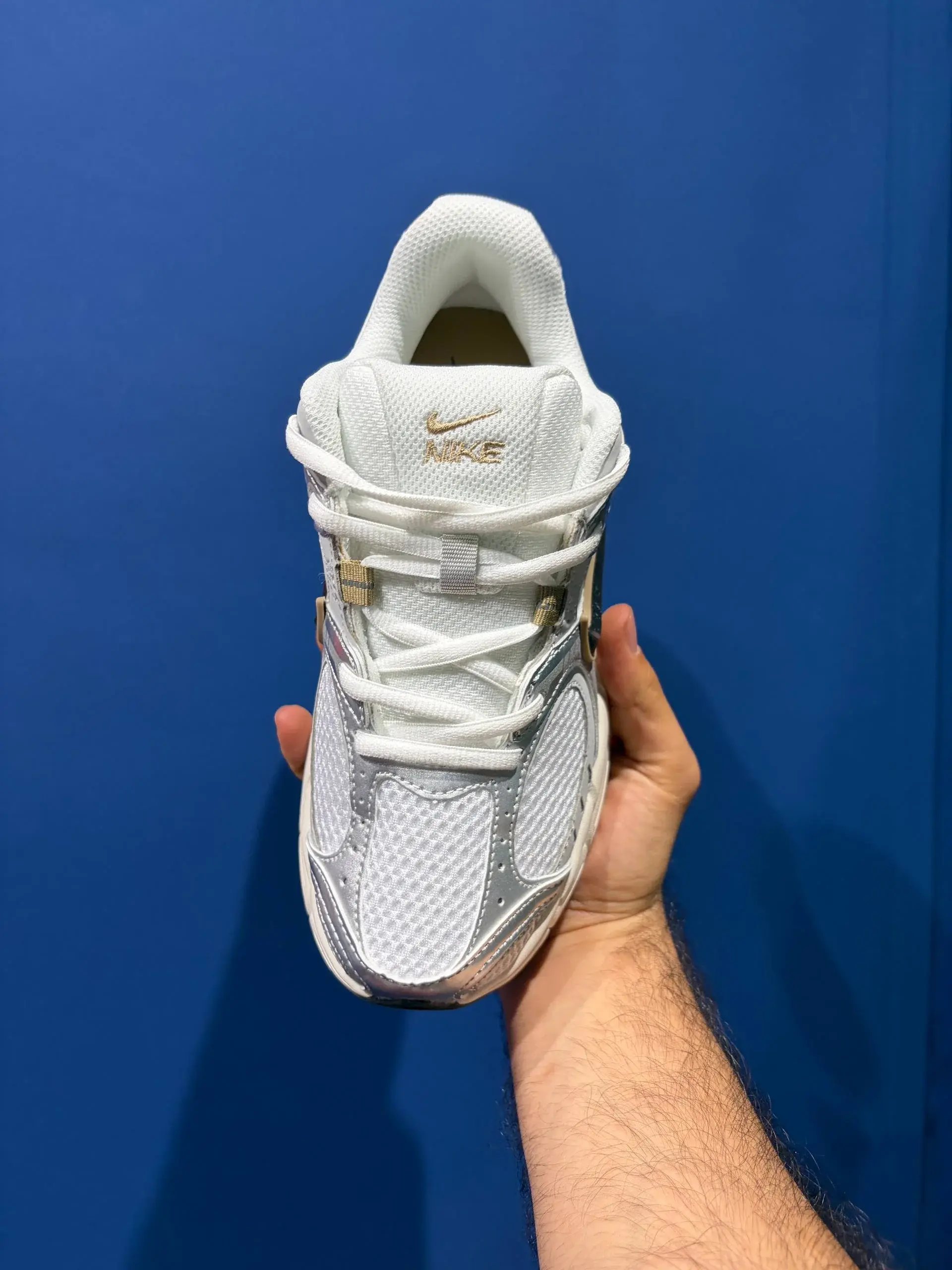 Nike v5 نایک وی فایو