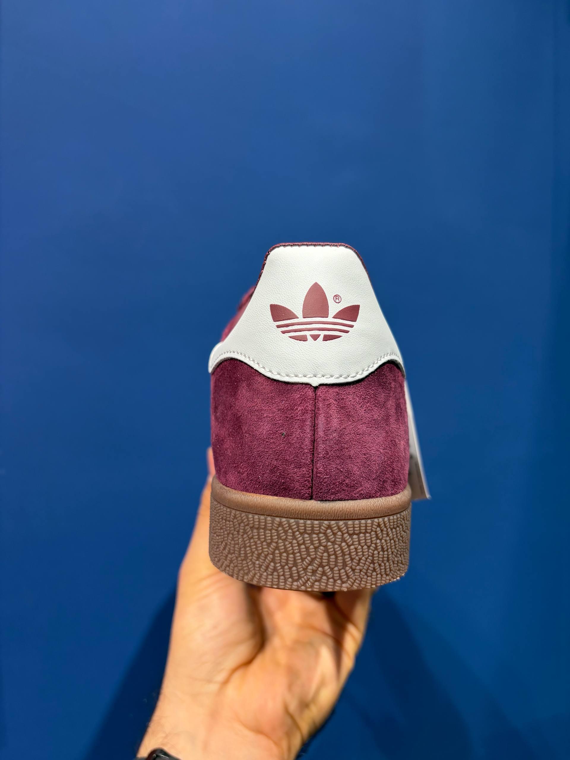 Adidas gazelle burgundy آدیداس قزل زرشکی
