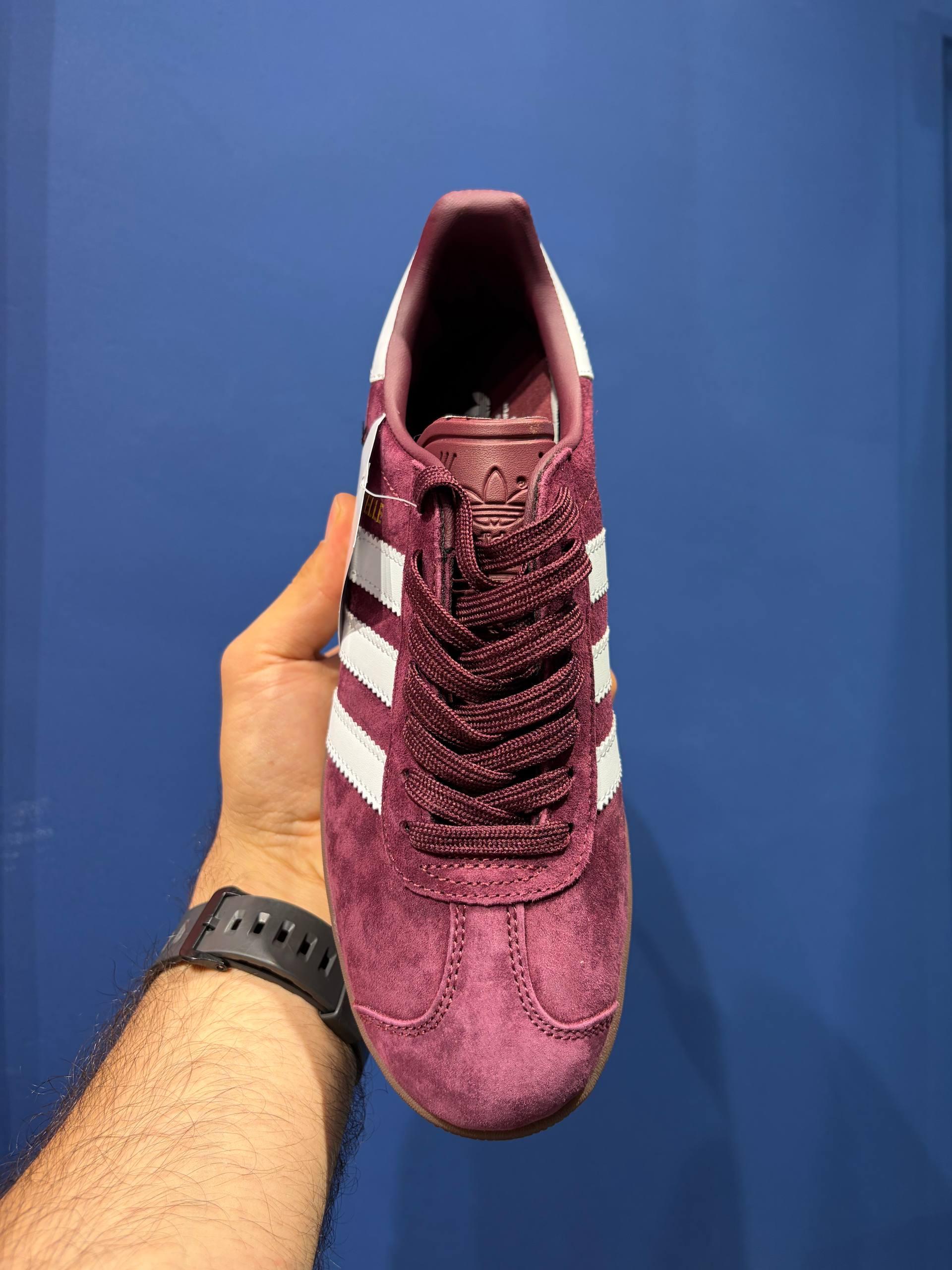 Adidas gazelle burgundy آدیداس قزل زرشکی