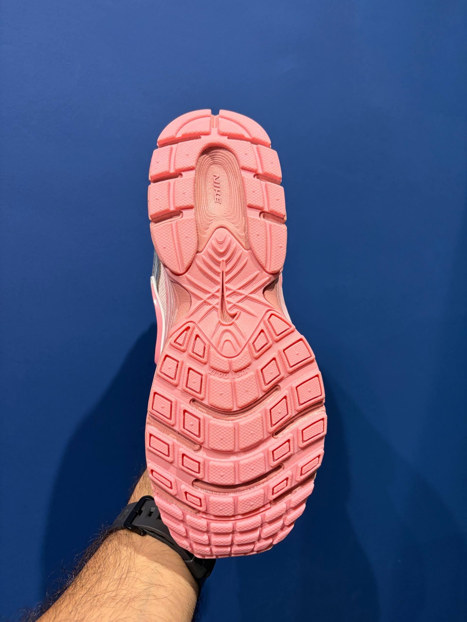 Nike v5 نایک وی فایو