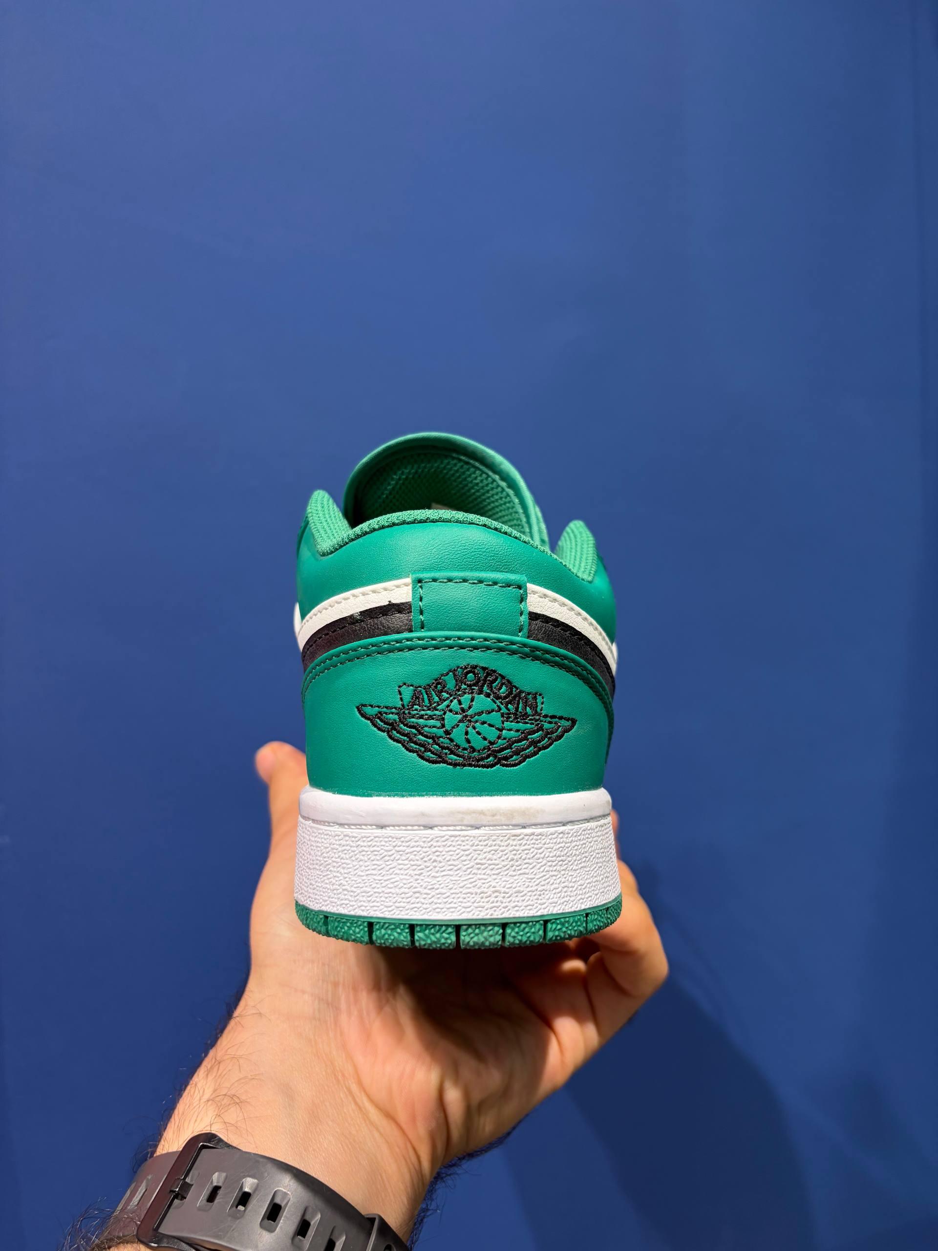 Nike air jordan 1