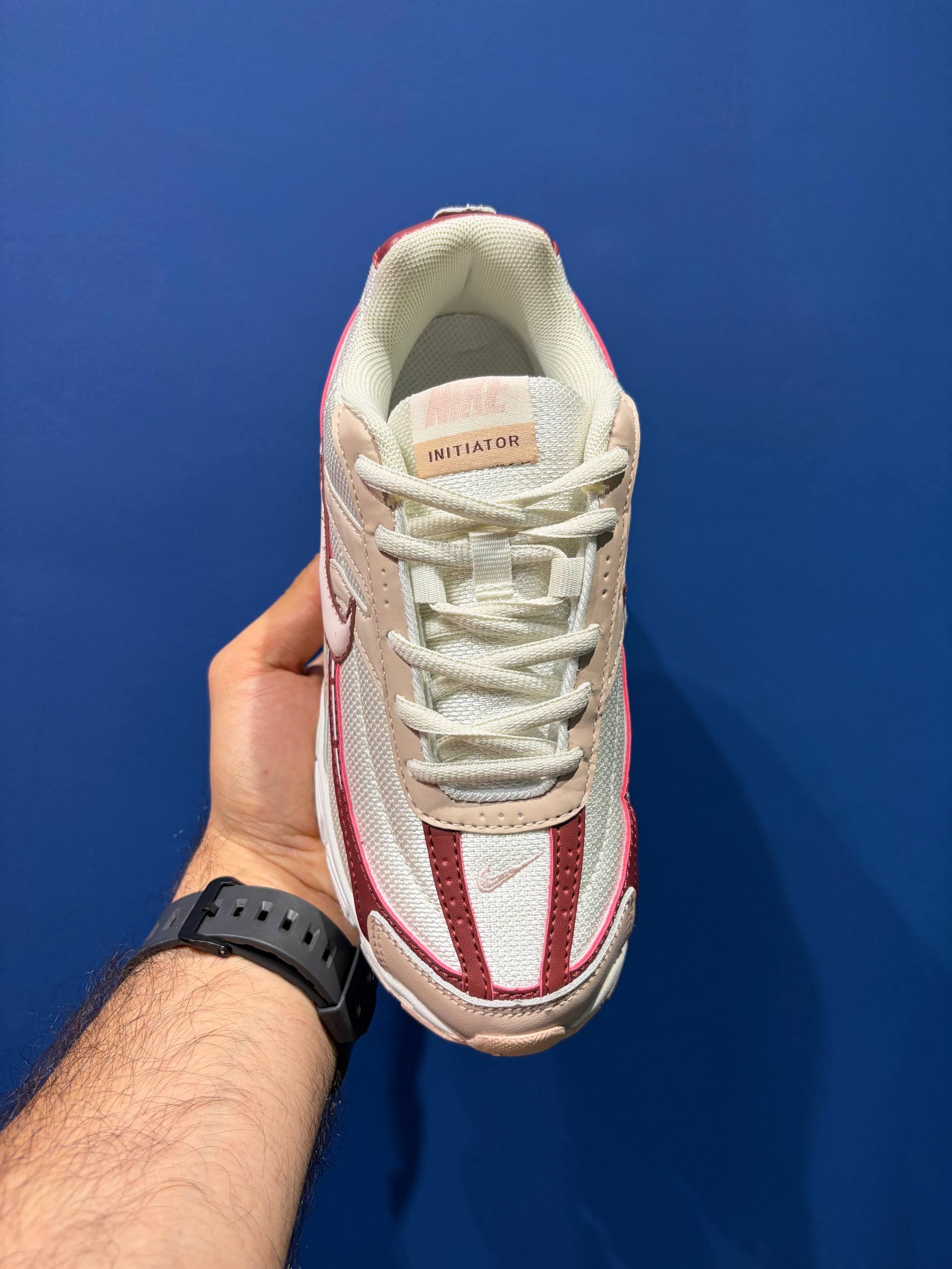 Nike initiator echo pink نایک اینتی تیدور صورتی
