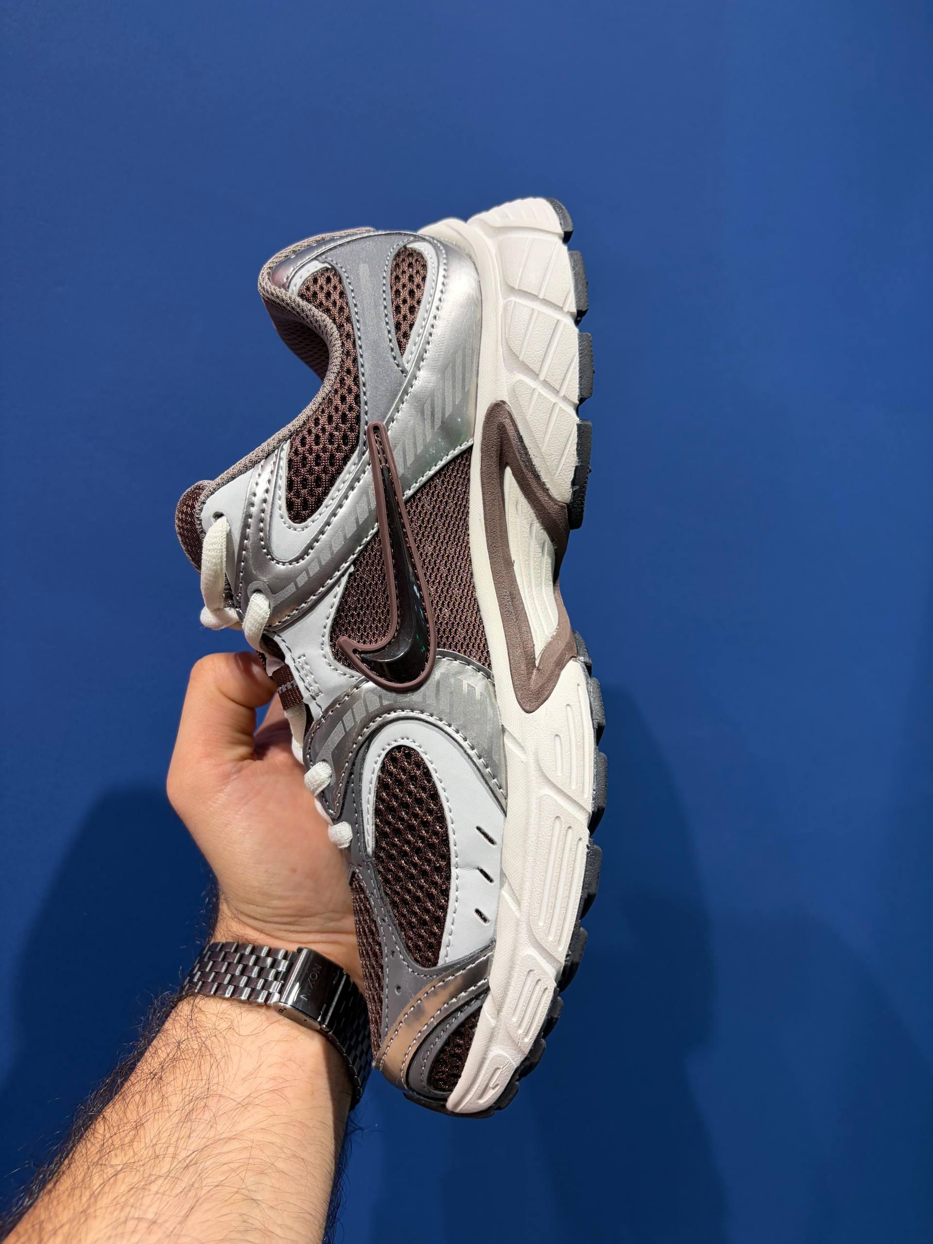 Nike v5k light orewood brown نایک وی فایو قهوه ای