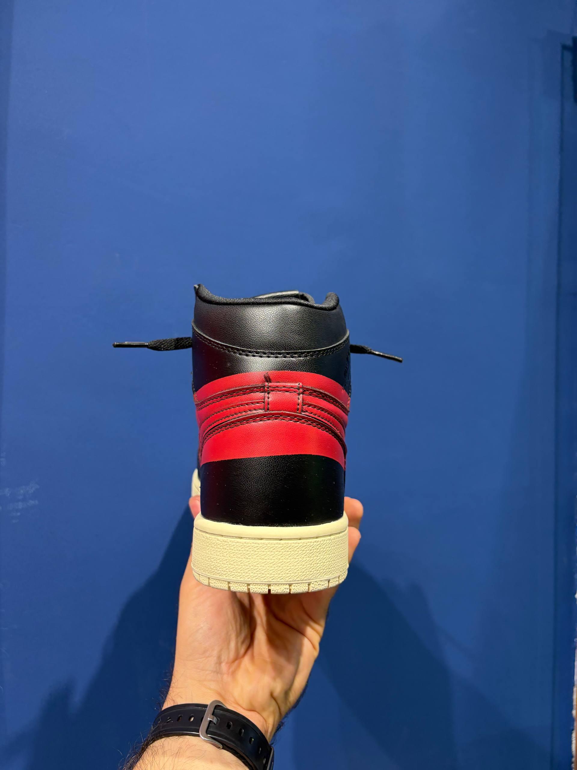 Nike air jordan 1 high نایک ایر جر‌دن ۱ ساقدار
