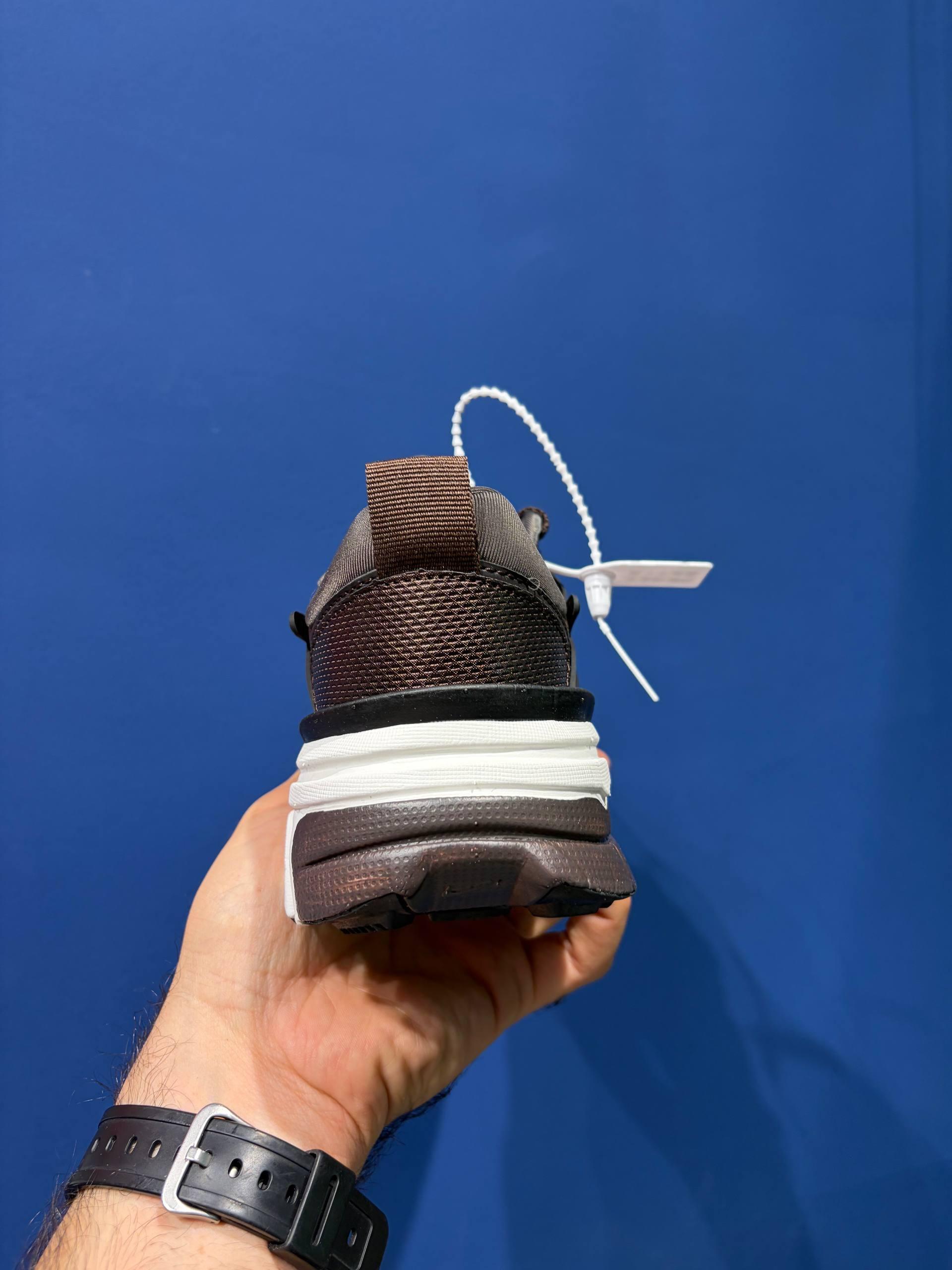 Nike v2k نایک ویتوکی