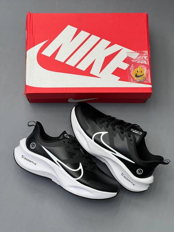 Nike zoom smiley نایک زوم چرمی