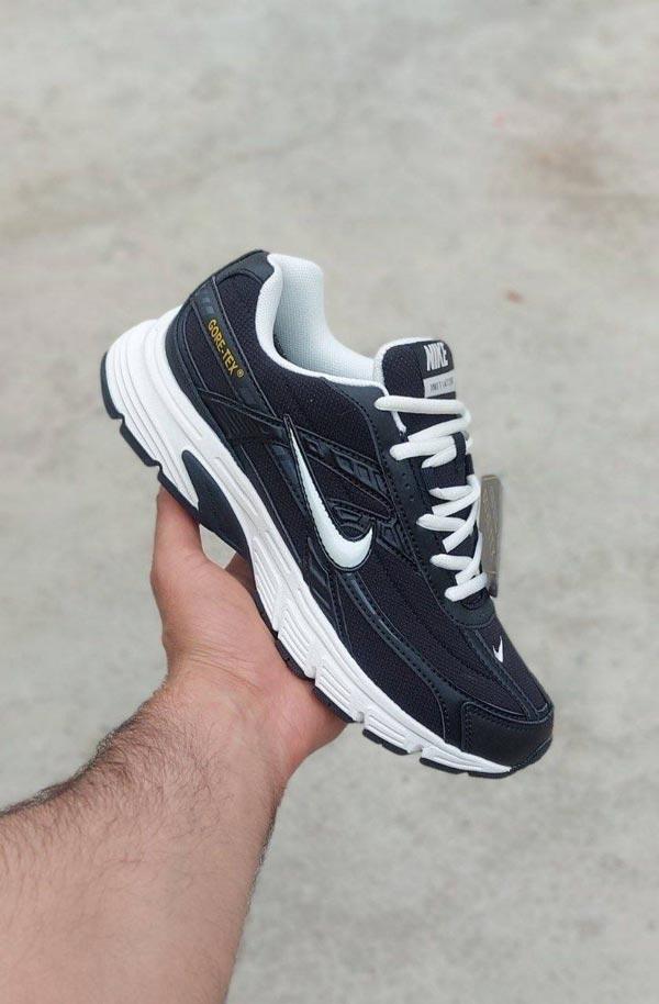 Nike initiator نایک