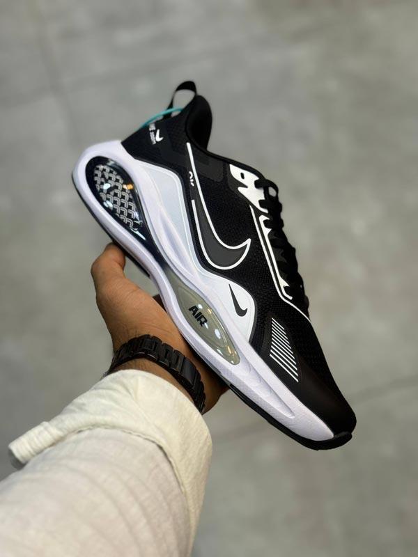 Nike revolution نایک