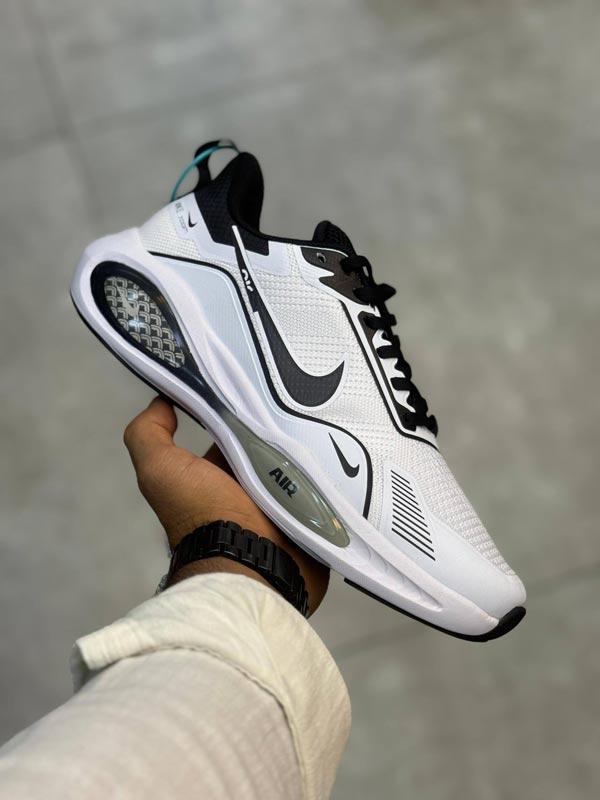 Nike revolution نایک