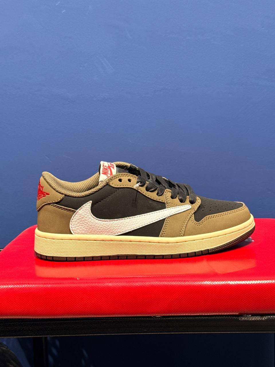 Nike jordan travis scott نایک جردن ترویس اسکات