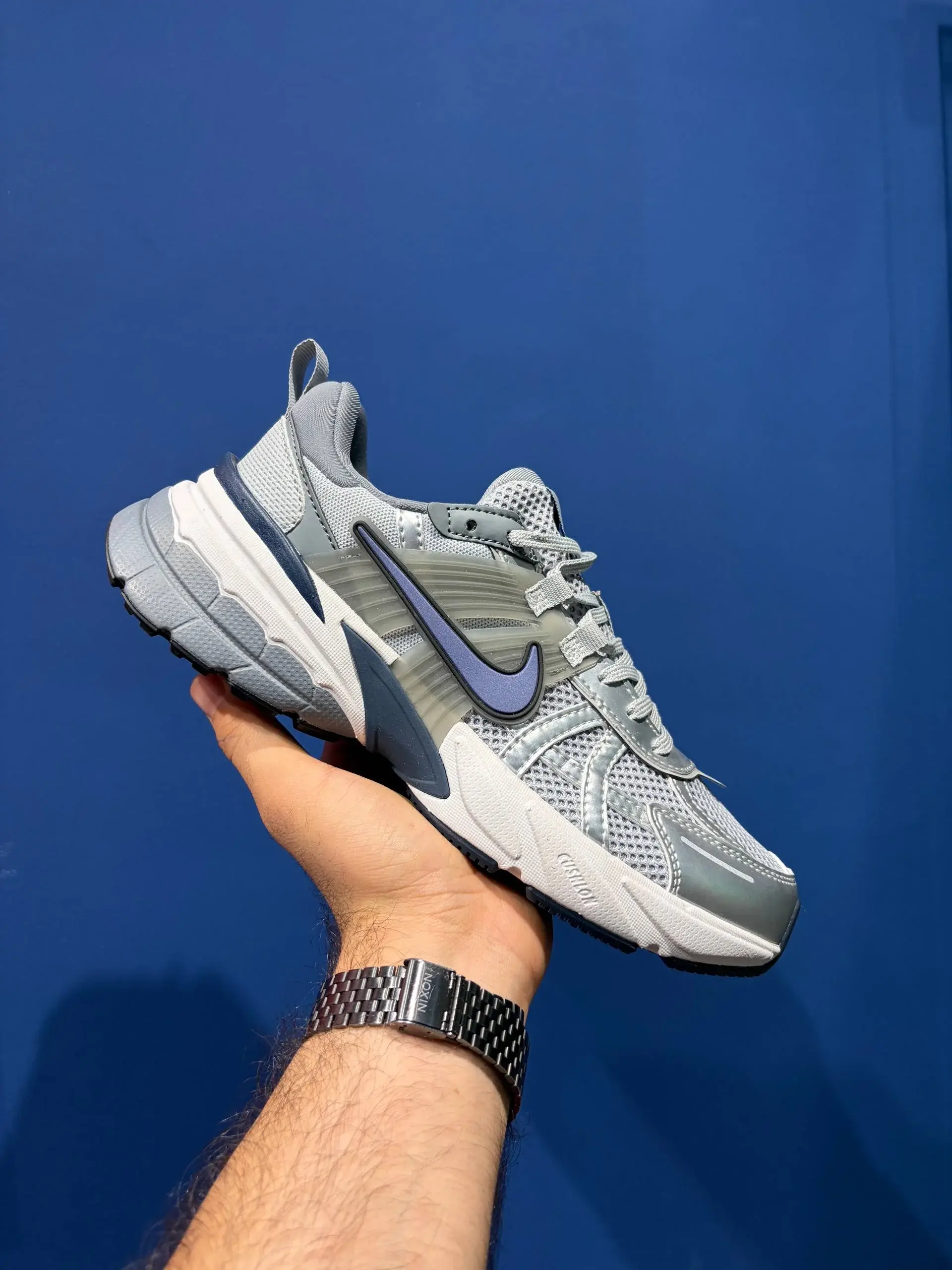 Nike v2k نایک ویتوکی نقره ای